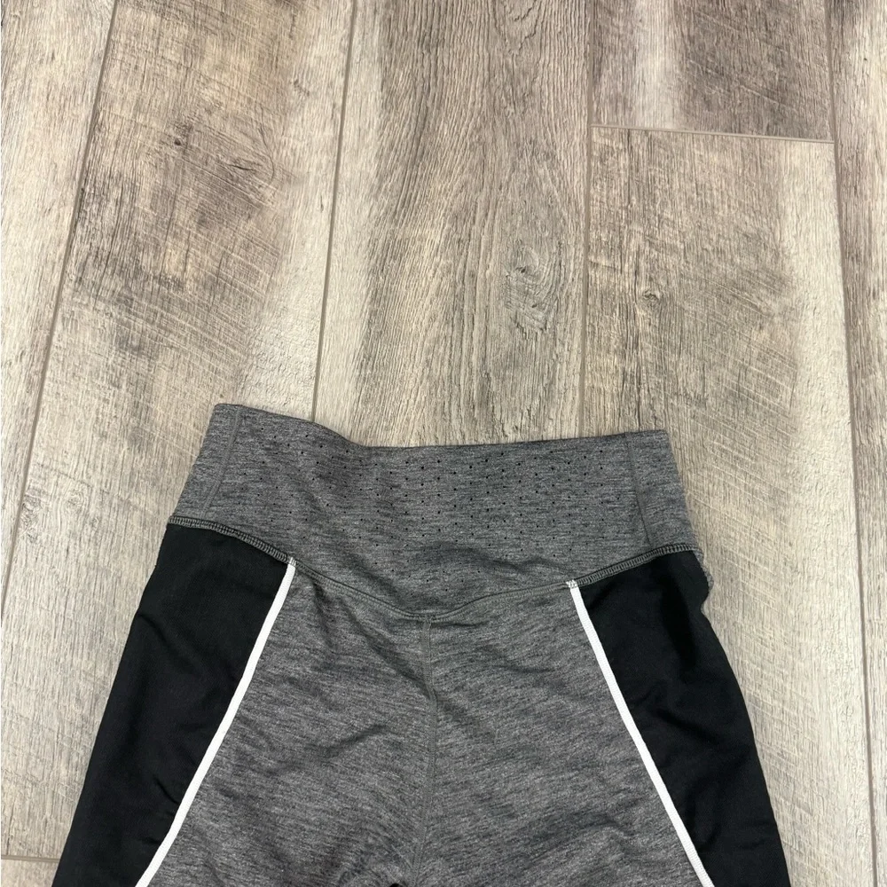 Nike grey striated